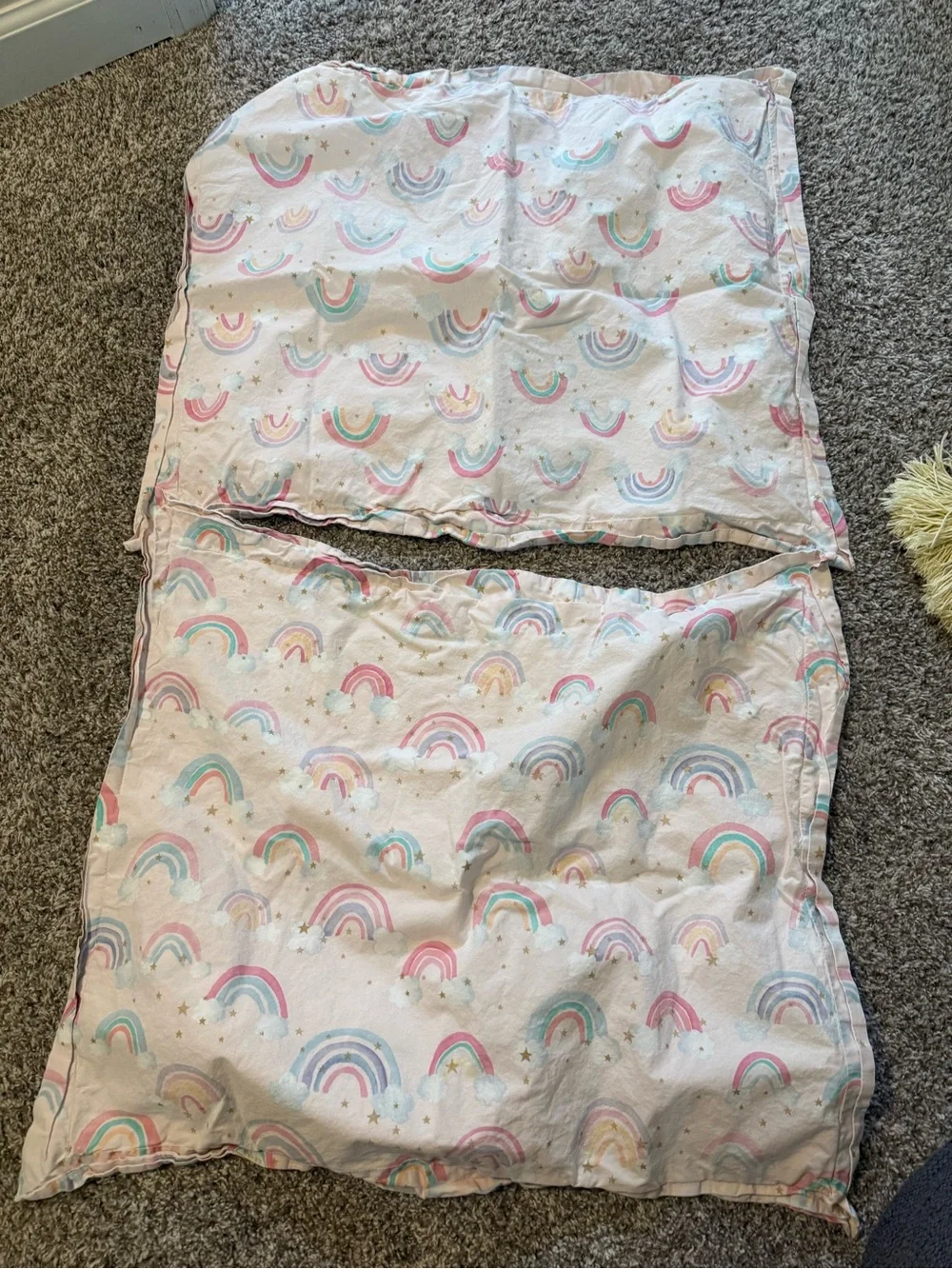 Pottery Barn Rainbow Kids Queen Duvet Cover and pillow shams